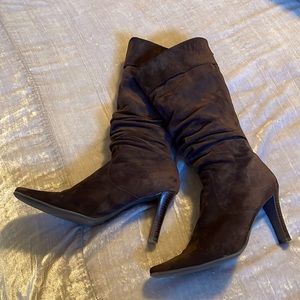 White Mountain Brown Suede Knee Boots SZ 7.5
